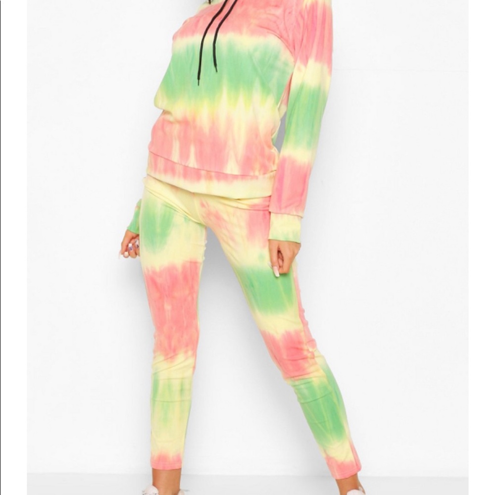 Tie dye hoody and jogger tracksuit - Picture 1 of 2